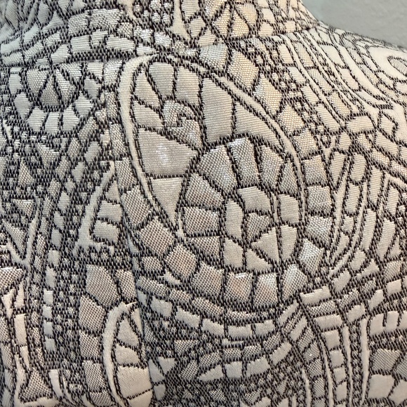 Erin by Erin London Sparkly Silver Jacket – Size PL - Picture 5 of 8